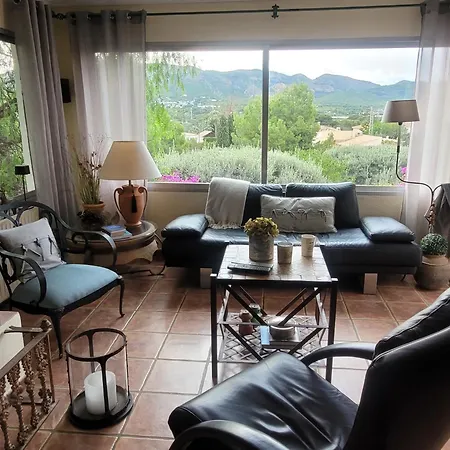 Naranjo Holiday home *